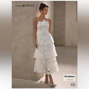 Elegant White Floral Lace Strapless Dress